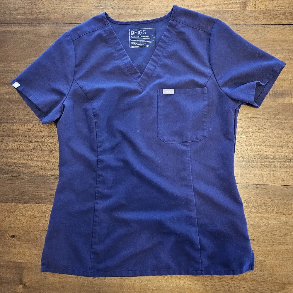 FIGS Technical Collection Purple Jam Slim Catarina One-Pocket Scrub Top M Medium
